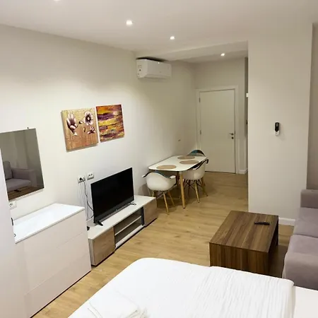 דירה 2brothers טיראנה