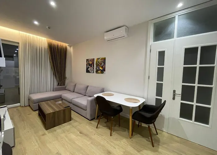 2brothers * טיראנה