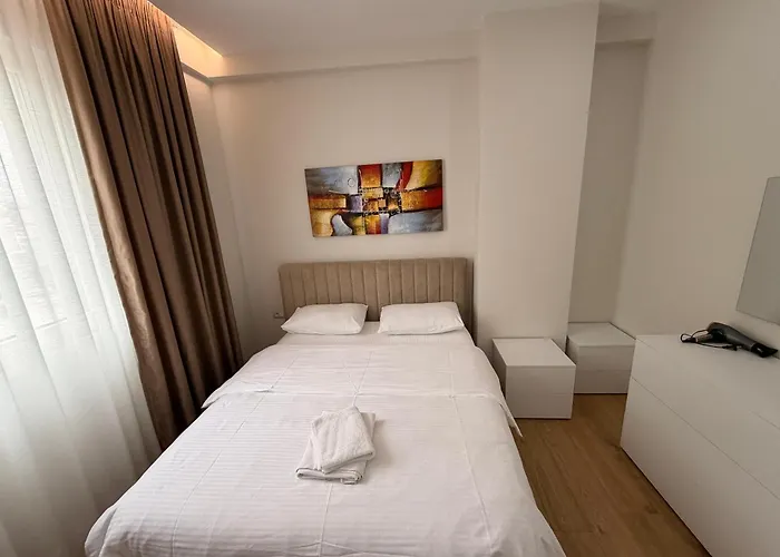 2brothers * טיראנה