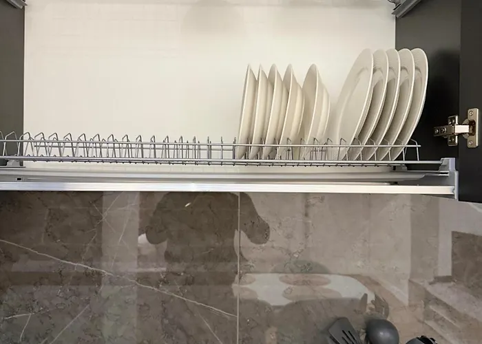 2brothers טיראנה