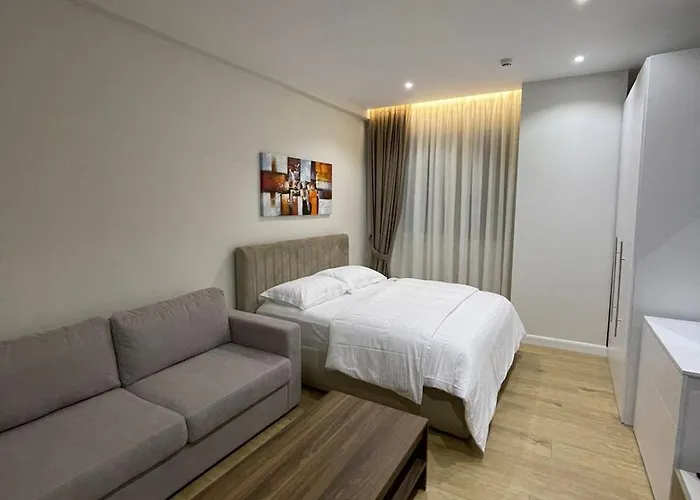 2brothers טיראנה