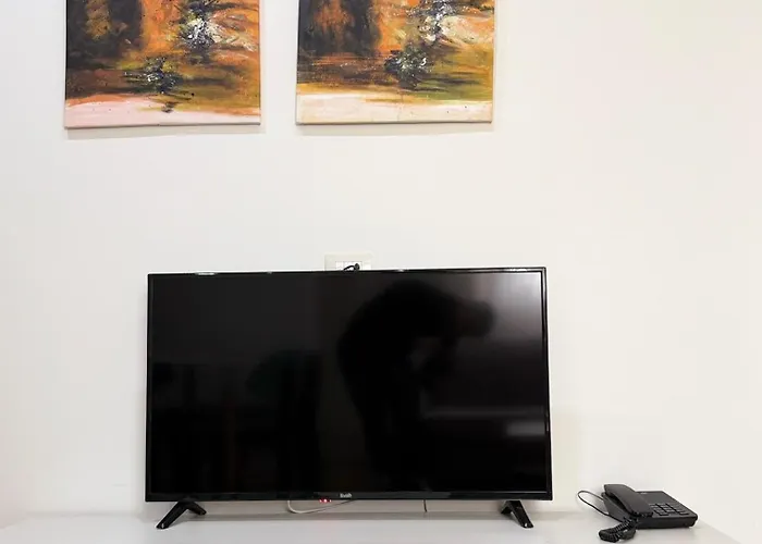 2brothers טיראנה